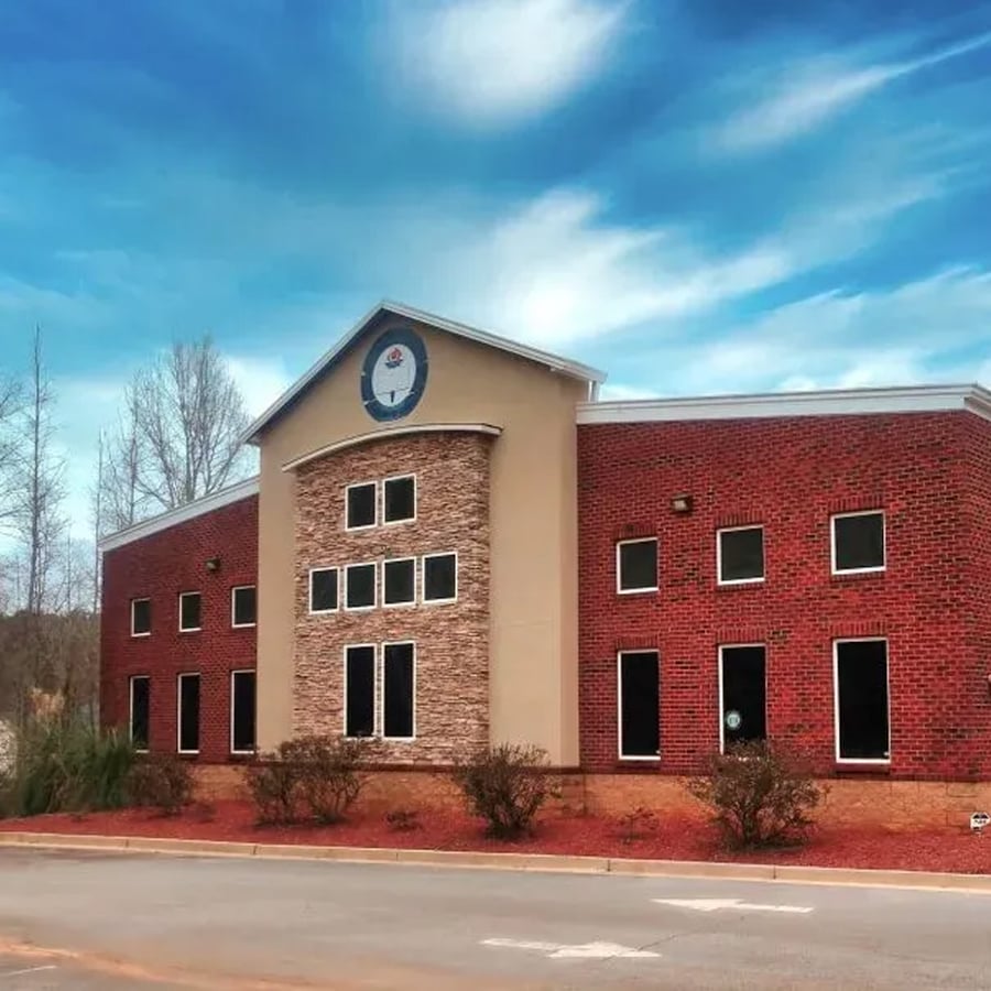 Retail storefront build-out in Northeast Florida